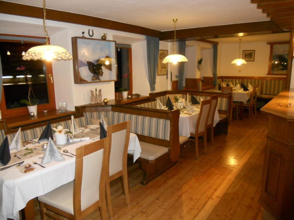 Sportbauernhof - Gasthaus Hochalmblick Krems in Kaernten エクステリア 写真