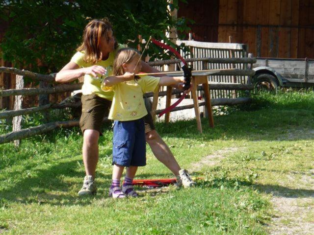 Sportbauernhof - Gasthaus Hochalmblick Krems in Kaernten エクステリア 写真