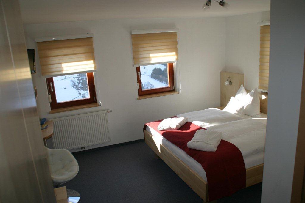 Sportbauernhof - Gasthaus Hochalmblick Krems in Kaernten エクステリア 写真